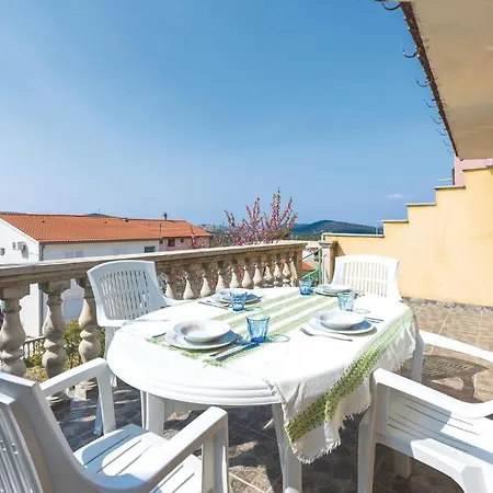 Apartment Beautiful In With Kitchen Sibenik