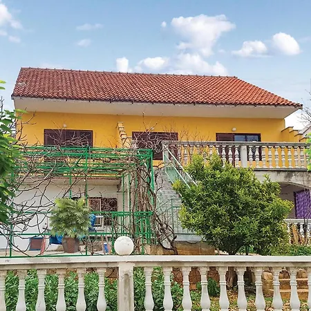 Beautiful In With Kitchen Sibenik