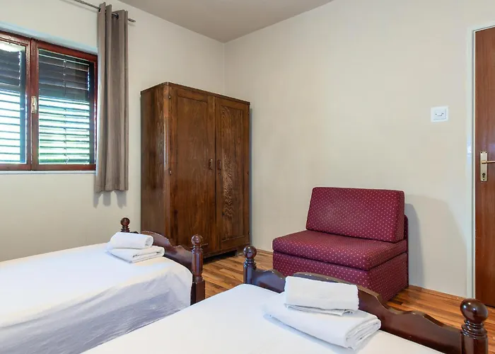 Two-bedroom In Apartman Sibenik