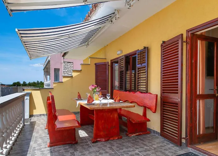 Two-bedroom In Apartman Sibenik